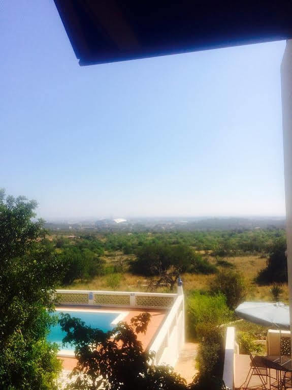 Quinta Do Atlantico Hotel Santa Bárbara de Nexe Buitenkant foto