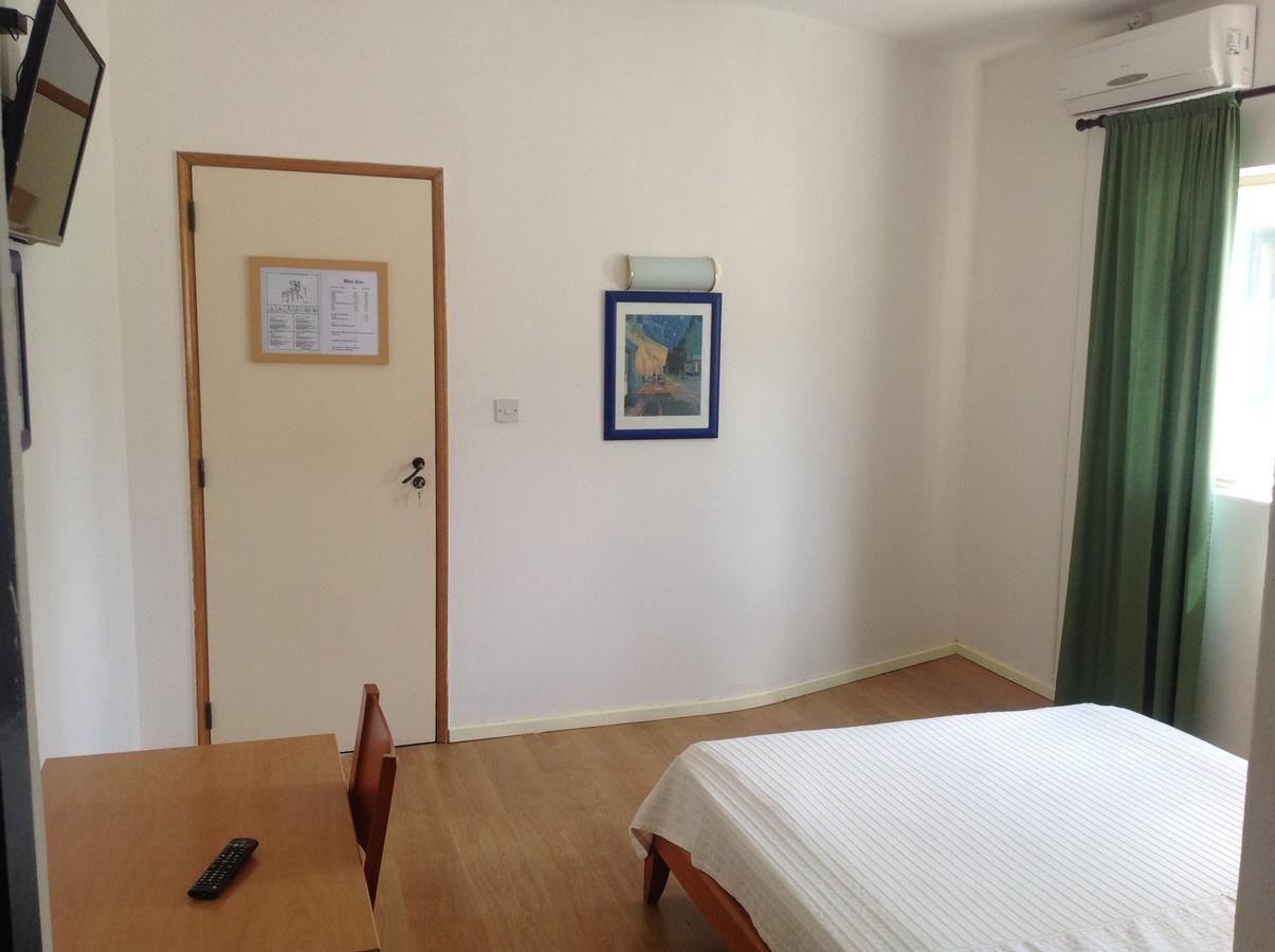 Quinta Do Atlantico Hotel Santa Bárbara de Nexe Buitenkant foto